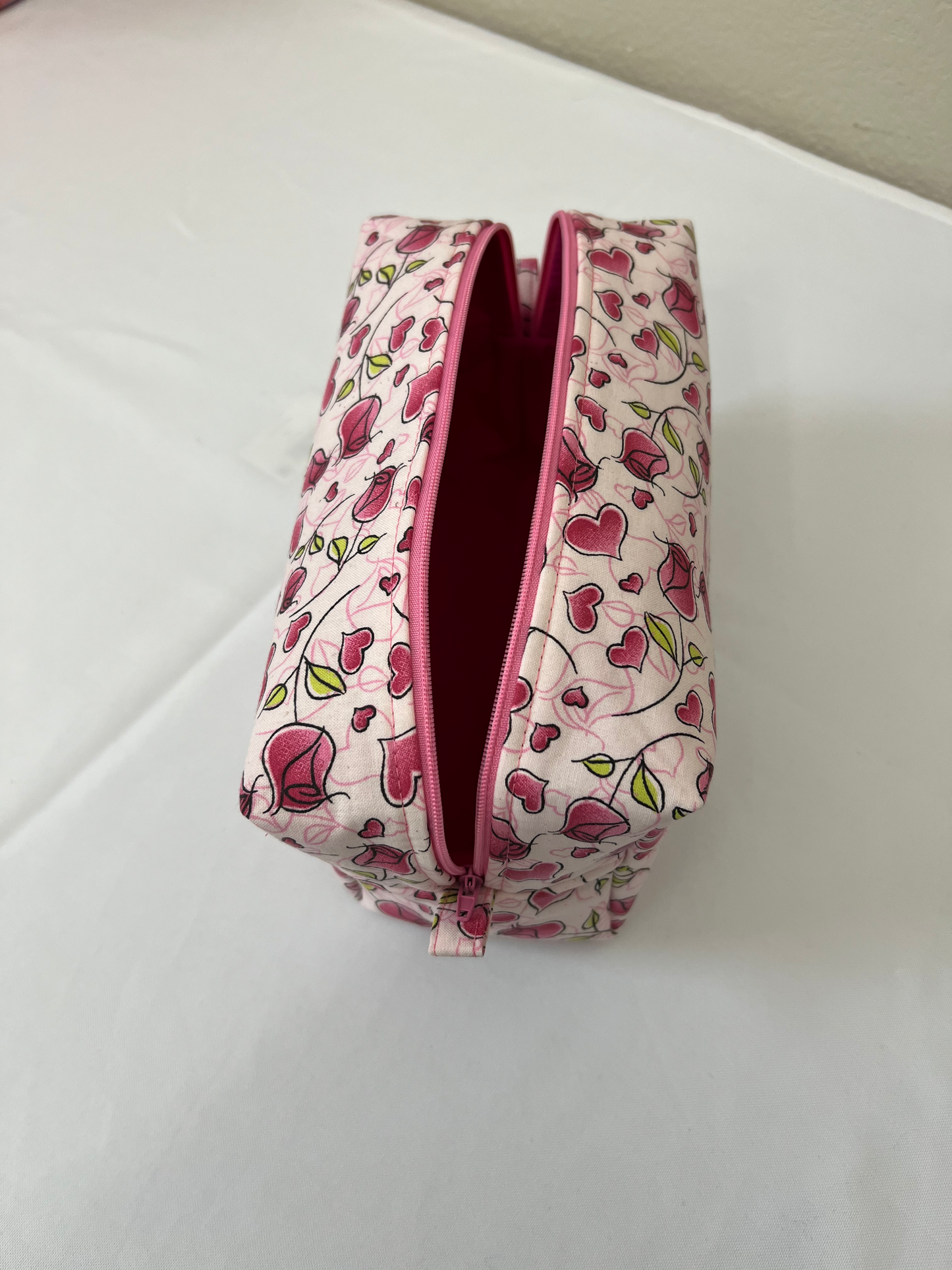 Hearts & Roses Makeup | Toiletry Bag